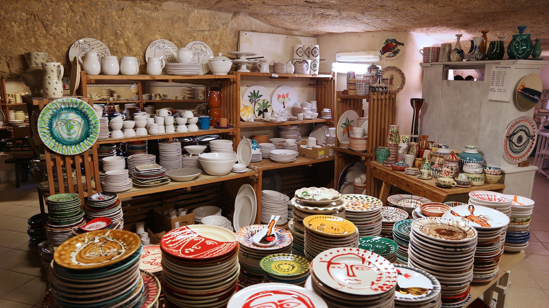 Creazione di ceramiche a Grottaglie