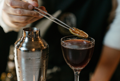 Esplora l'universo mixology