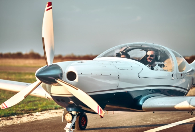 Pilota per un giorno: provare l’emozione di sorvolare la città
